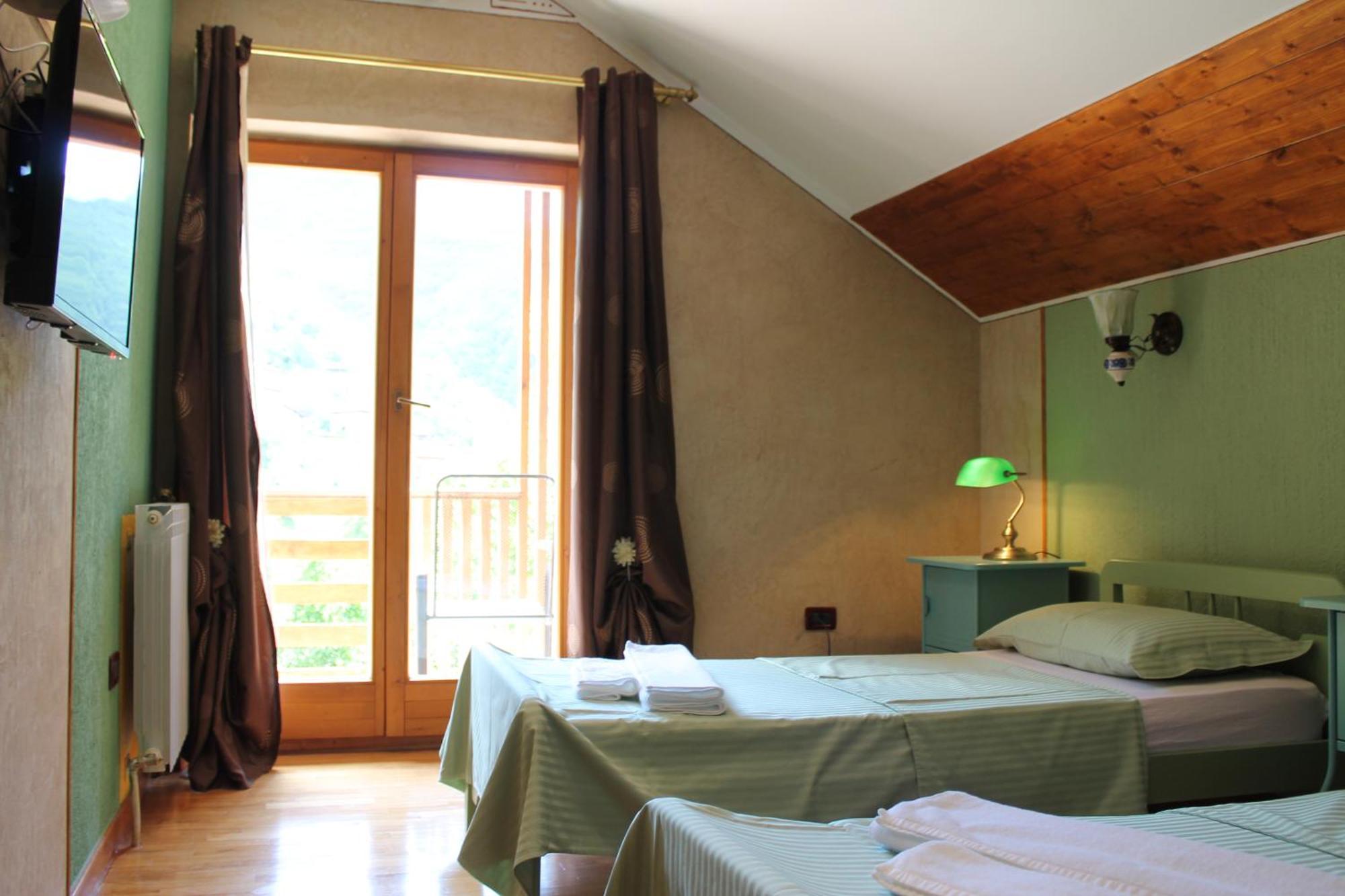 Hotel Tutto Galicnik Oda fotoğraf